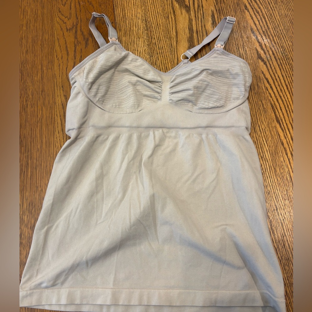 Nursing tank
